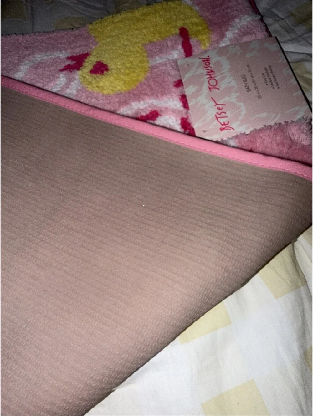 Betsey Johnson Bubbles And Duckies, Pink And Yellow Bath Rug 20x30 New